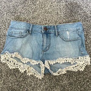 Vintage 2000s low rise jean shorts